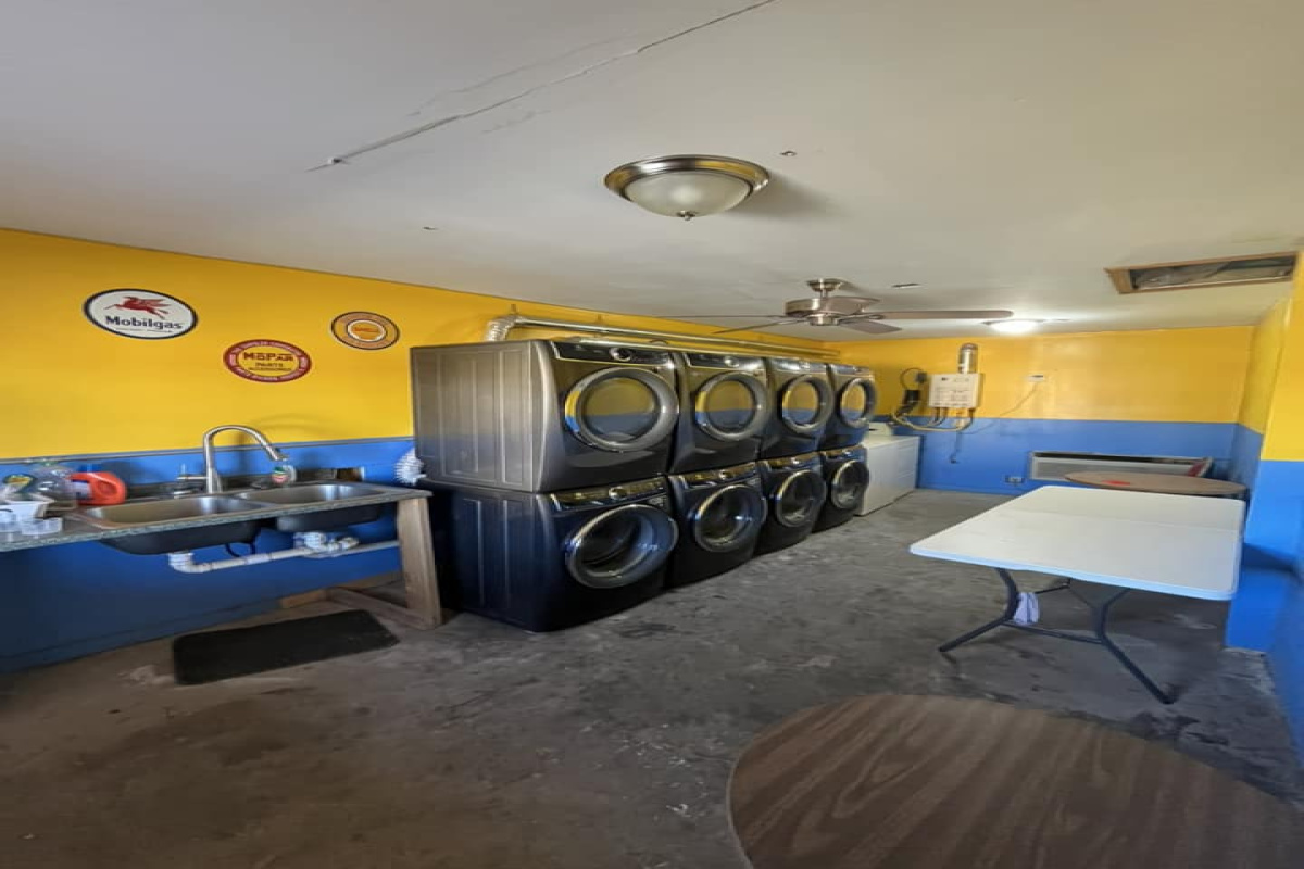 1020 Liberal, Dalhart, Texas 79022, ,1 BathroomBathrooms,Commercial,Rental Listings,Liberal,1122