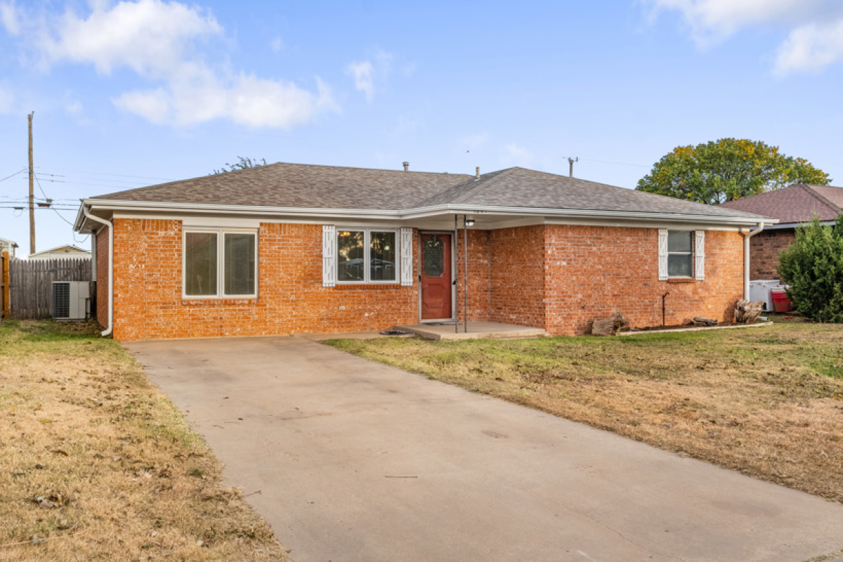 1201 Sagebrush Rd, Dalhart, Texas 79022, 3 Bedrooms Bedrooms, ,1 BathroomBathrooms,Single Family Home,Active Listings,Sagebrush Rd,1136