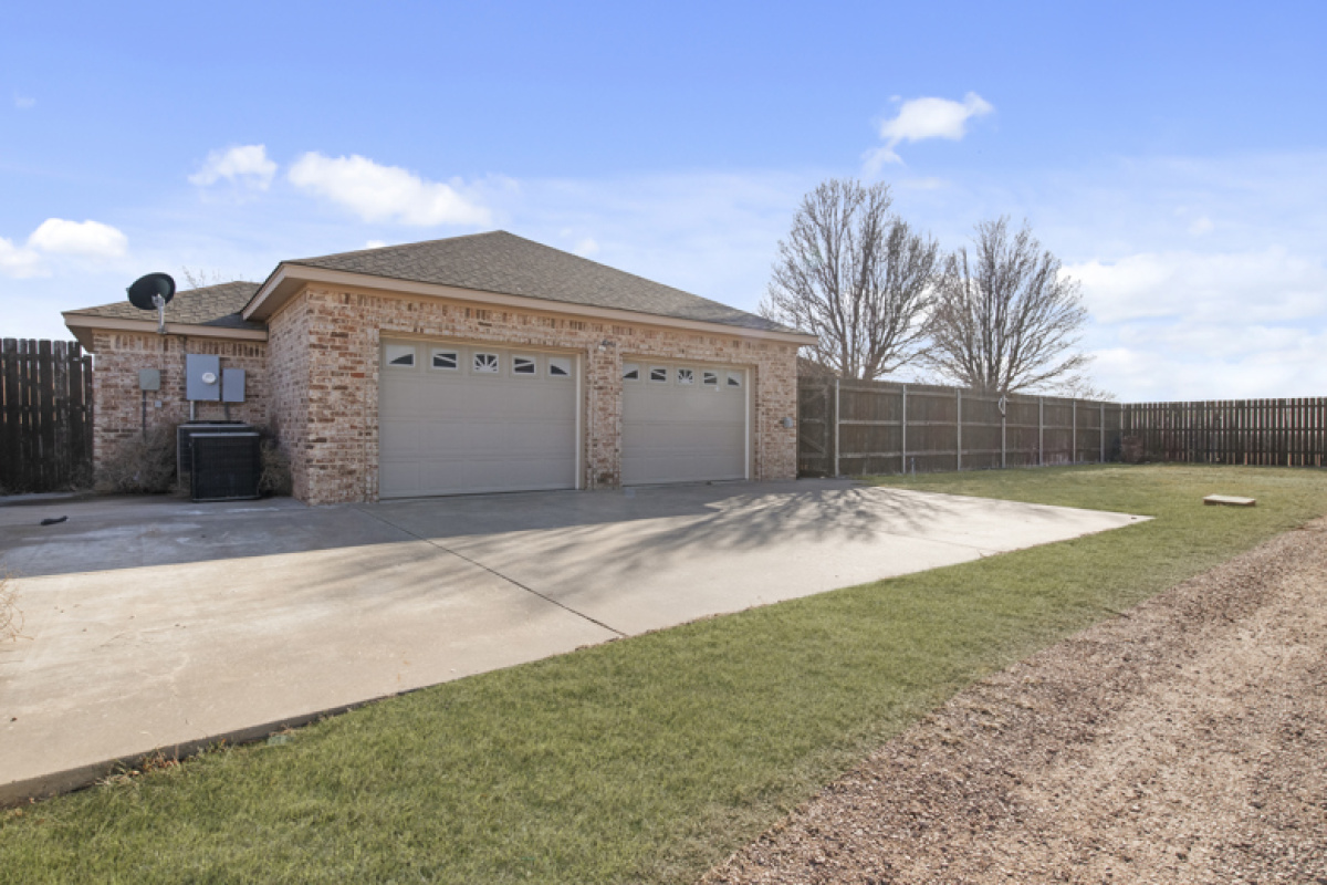 3 Canyon View Dr, Dalhart, Texas 79022, 3 Bedrooms Bedrooms, ,2 BathroomsBathrooms,Single Family Home,Active Listings,Canyon View Dr,1149