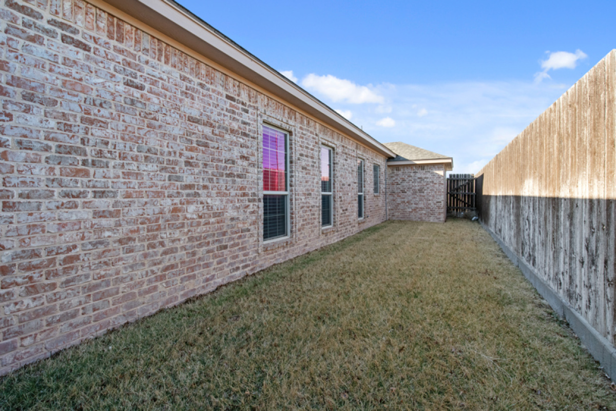 3 Canyon View Dr, Dalhart, Texas 79022, 3 Bedrooms Bedrooms, ,2 BathroomsBathrooms,Single Family Home,Active Listings,Canyon View Dr,1149