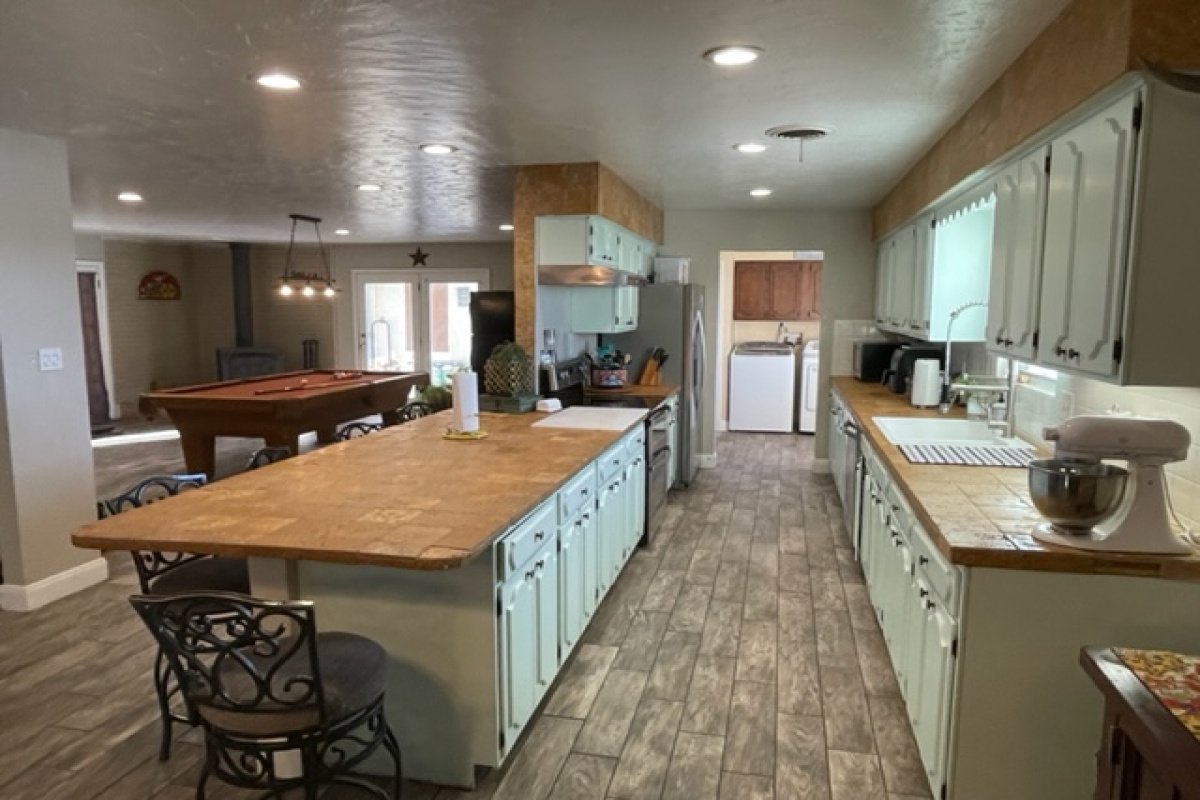 3020 Canyon Trail, Dalhart, Texas 79022, 3 Bedrooms Bedrooms, ,1.75 BathroomsBathrooms,Single Family Home,Sold Listings,Canyon Trail,1056